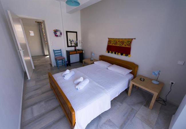 Katapola Vekris Apartments Luaran gambar